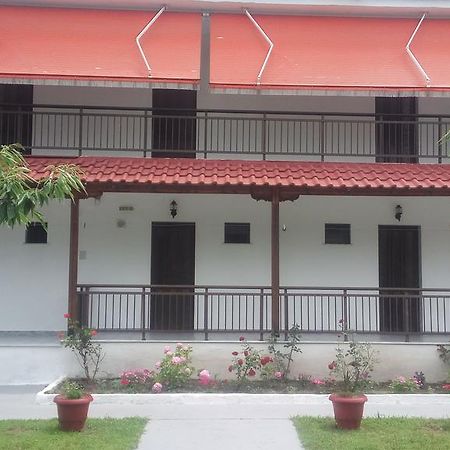 Georgoulas Apartments Paralía Skotínis Dış mekan fotoğraf